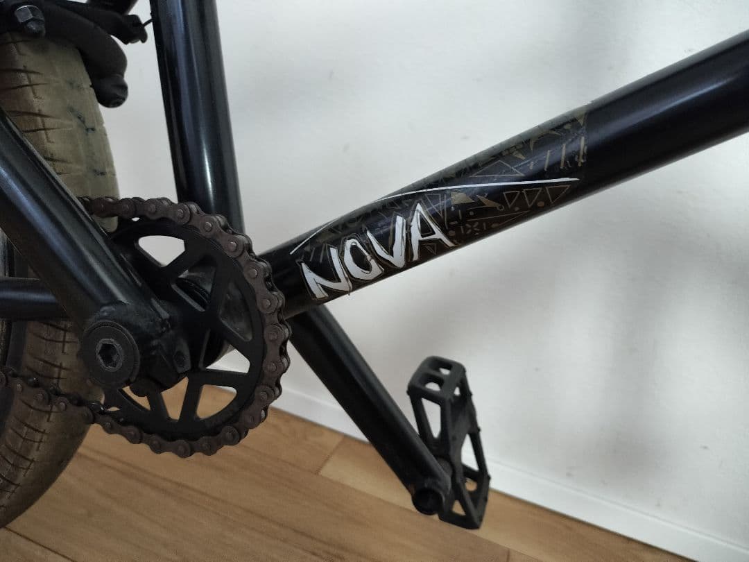 FLY NOVA BMXバイク ブラック 18インチ