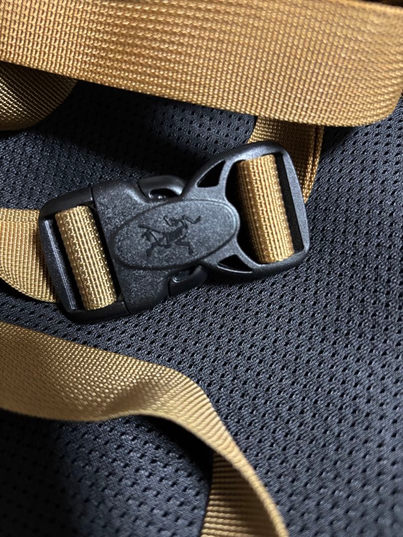 ARC´TERYX Maka 2 ボディバッグ オリーブグリーン 廃盤希少レア