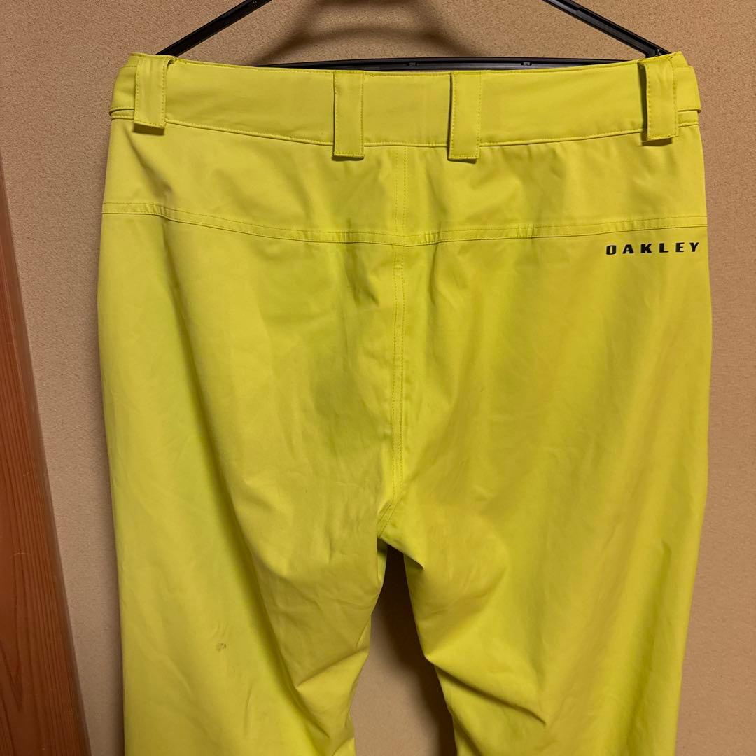 Oakley CRESCENT 2.0 SHELL 2L 10K上下