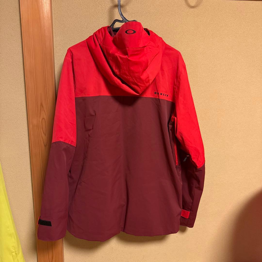 Oakley CRESCENT 2.0 SHELL 2L 10K上下