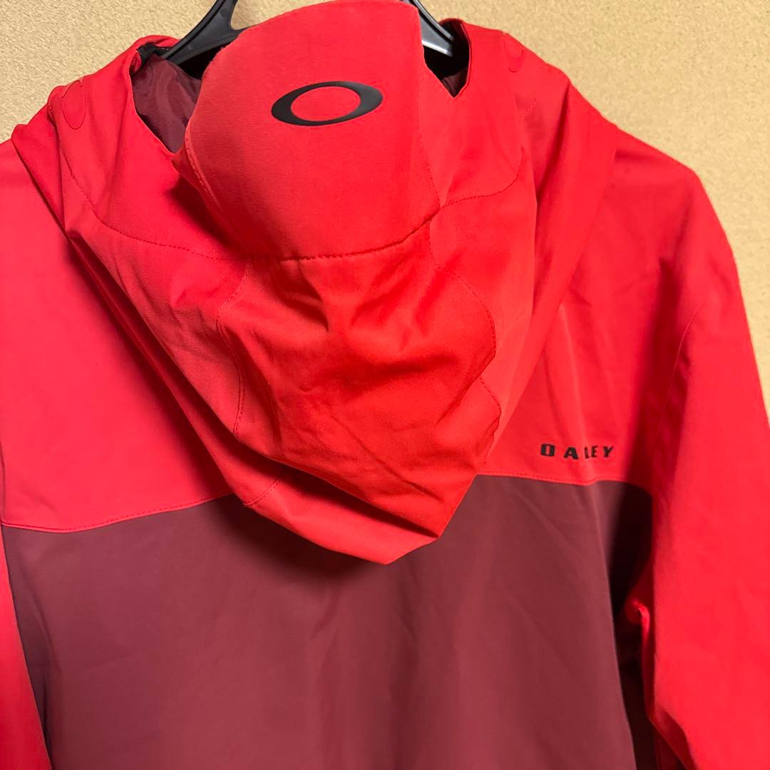 Oakley CRESCENT 2.0 SHELL 2L 10K上下