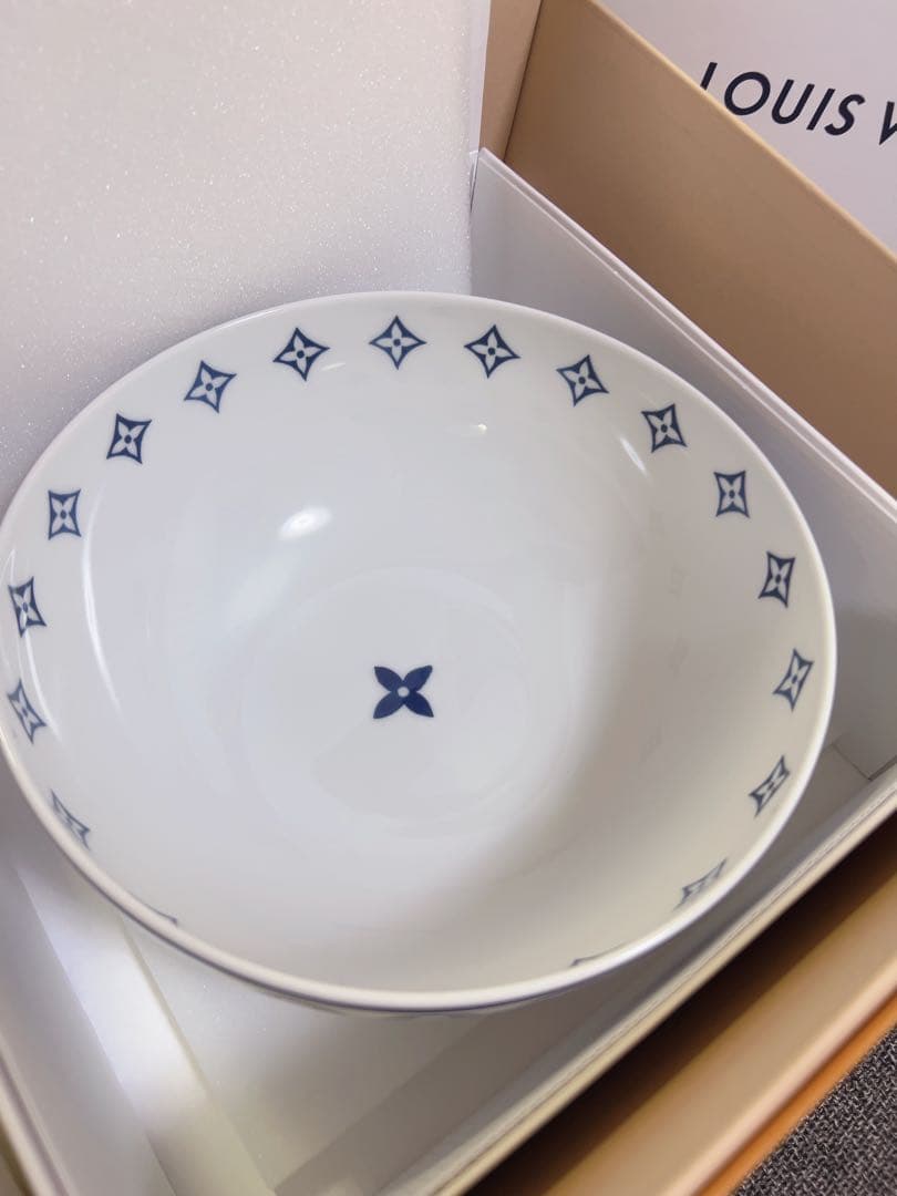 ☆新品未使用 ヴィトン ラージ ボウル モノグラム フラワータイル お皿