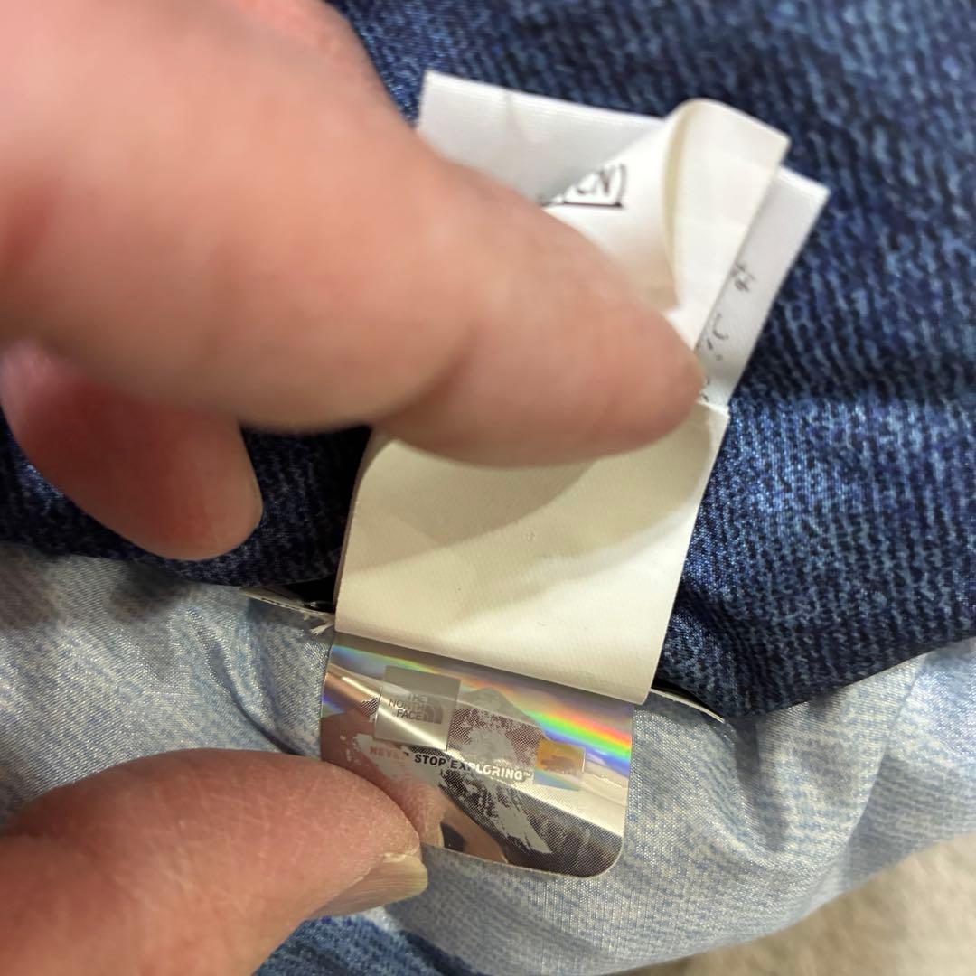 supremeノースフェイス ヌプシ