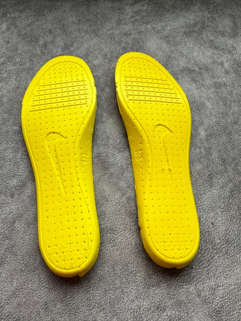 ナイキ マジスタ オーパス HG-E(ブラウン×蛍光イエロー)