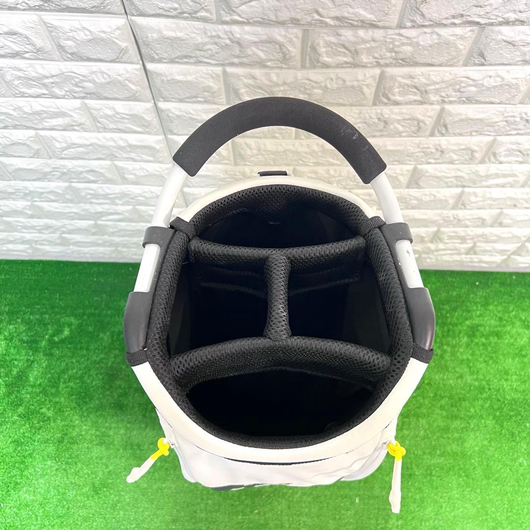 超美品　ニューバランス　ゴルフ　軽量　キャディバッグ　9.0型　4口　白