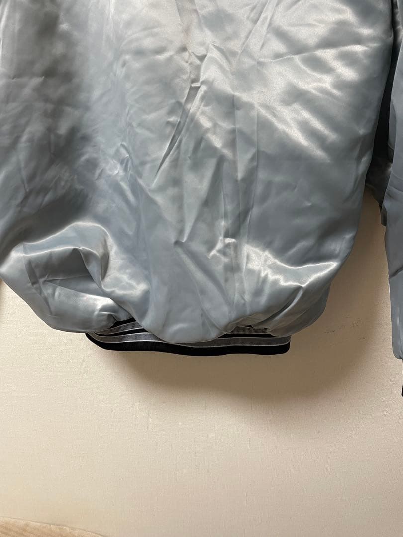 RAIDERS レイダース サテンスタジャン USA製 XL NFL シルバー - メルカリ