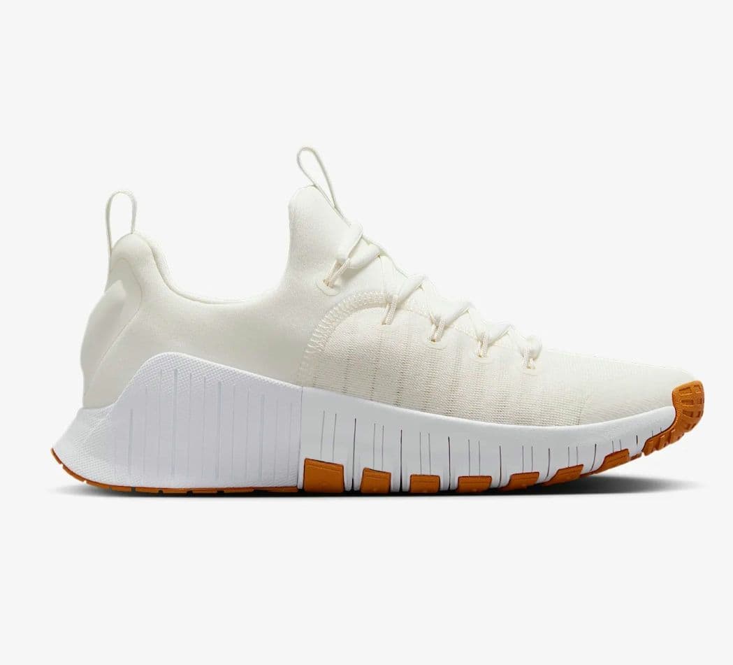 ナイキ NIKE　フリーメトコン6　ウィメンズ　26.0cm