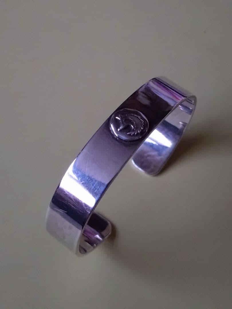 TADY＆KING 平打ちバングル ウルフ型 Mサイズ