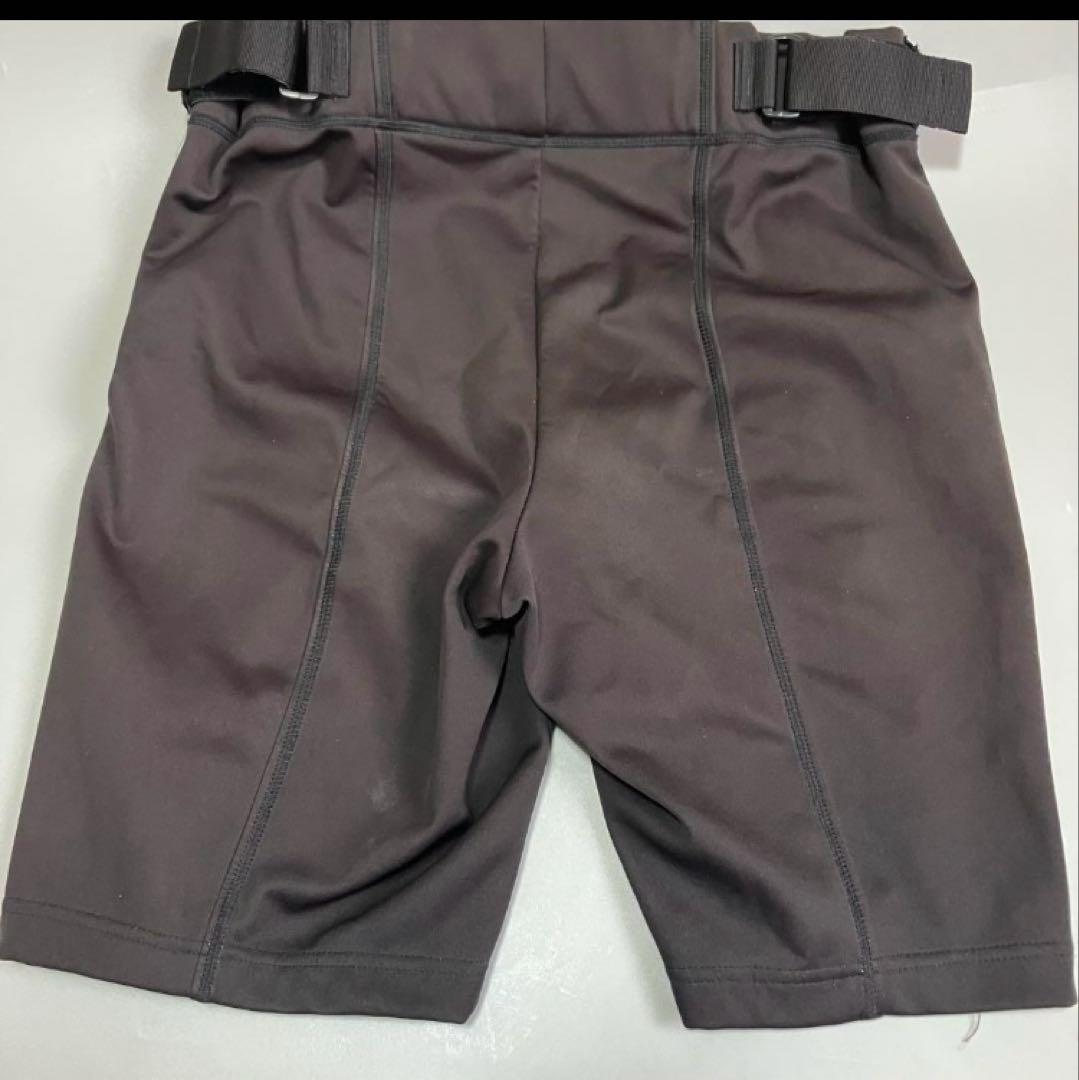デサント【L】　スキー　レーシング用　ショートパンツ 調整可能ウエスト　黒