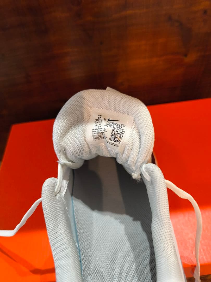 ナイキフリーゴルフ NN　ゴルフシューズ ホワイト/イエロー