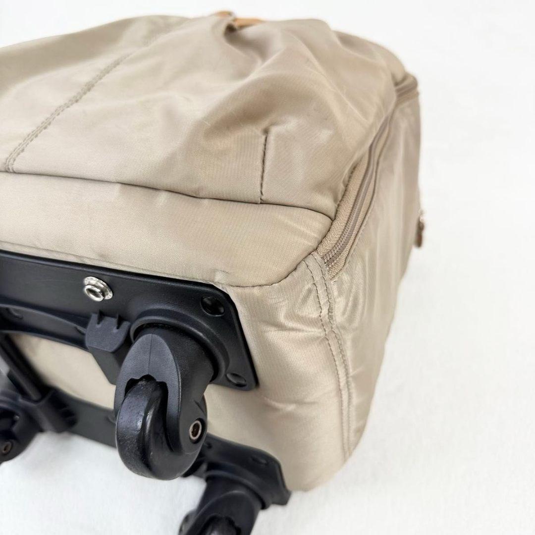 カナナプロジェクト キャリーバッグ キャリーケース 4輪 機内持込み可 ベージュ