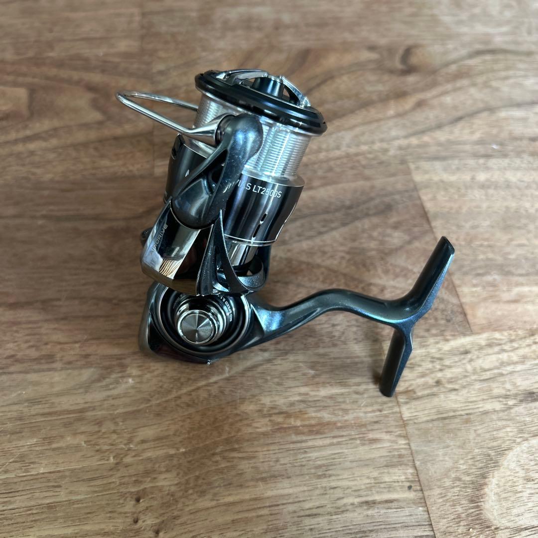 ダイワ　ルビアス　リール　箱あり