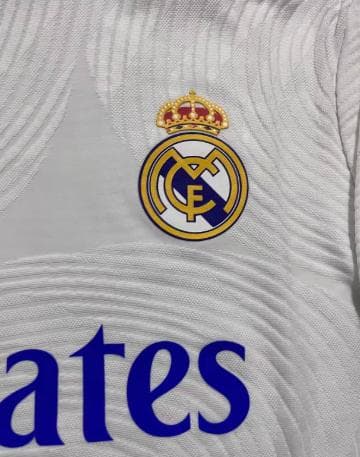 21/22 レアル・マドリード ホーム 10番 モドリッチ 長袖ユニフォーム