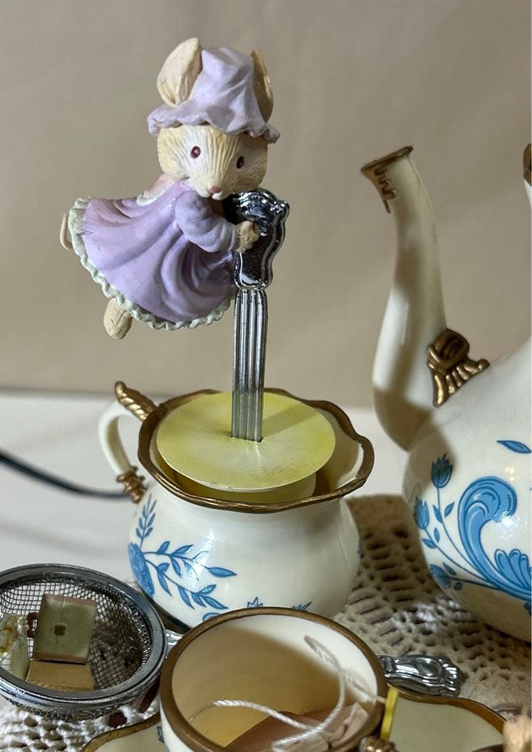 超希少】ENESCO エネスコ オルゴール ネズミ ティーパーティー - メルカリ