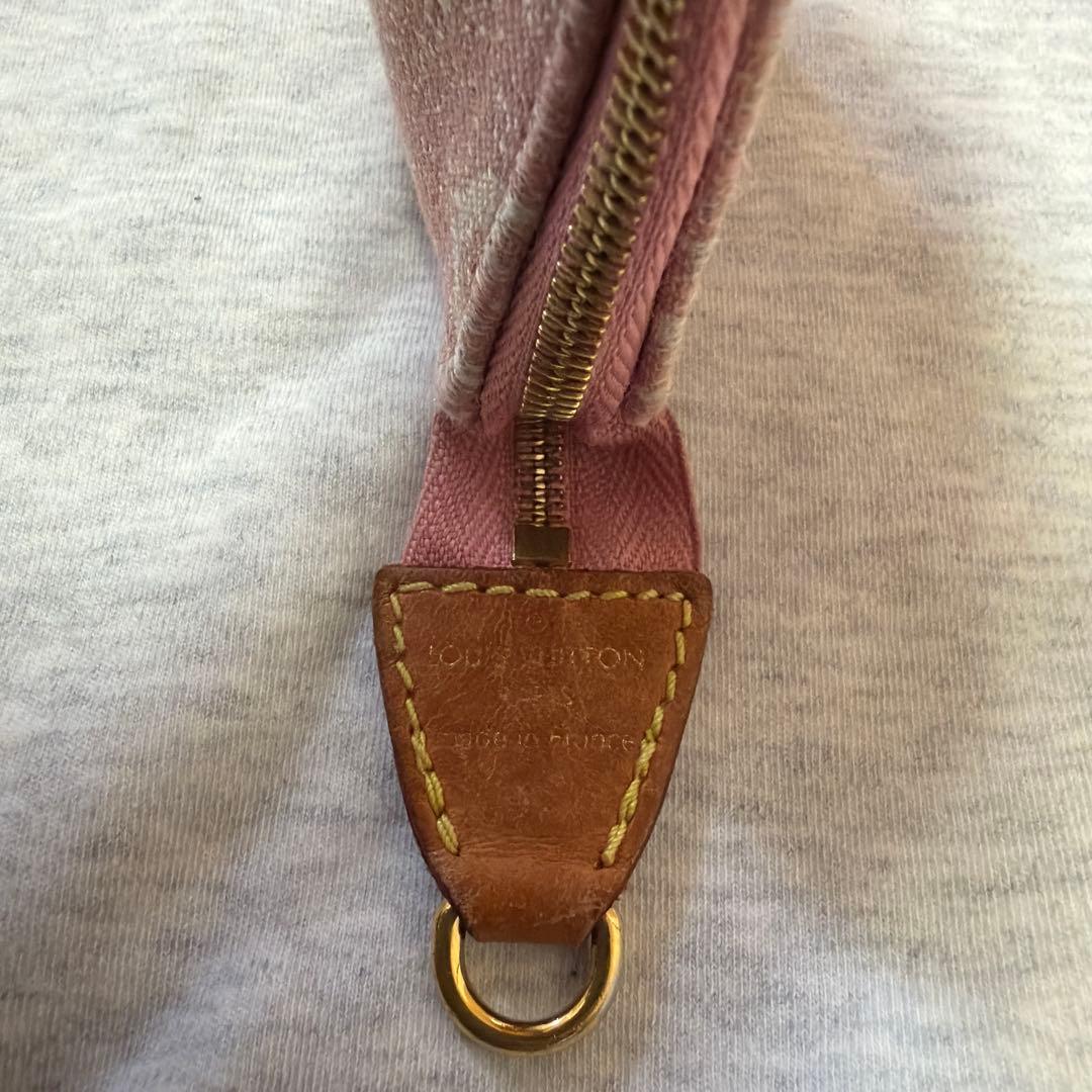 LOUIS VUITTON ピンク キーケース　デニム生地