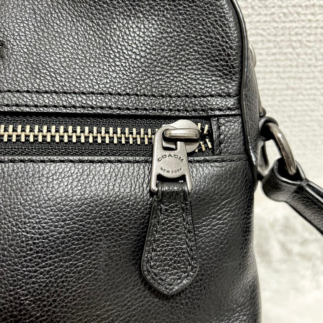 COACH ブラック レザー ショルダーバッグ