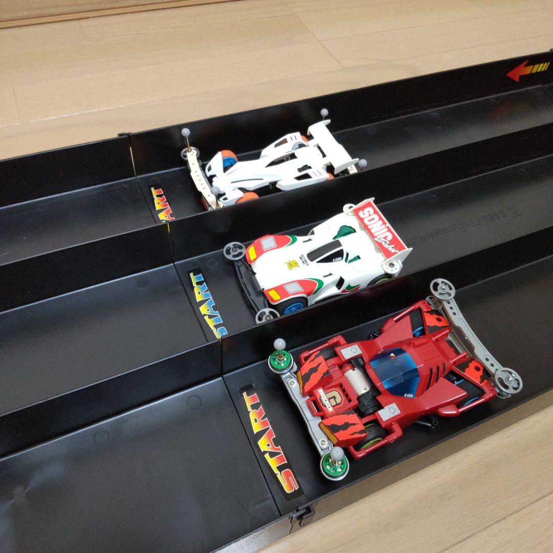 【ミニ四駆コース】サーキットコース（3レーン立体交差タイプ）、本格的レースコース