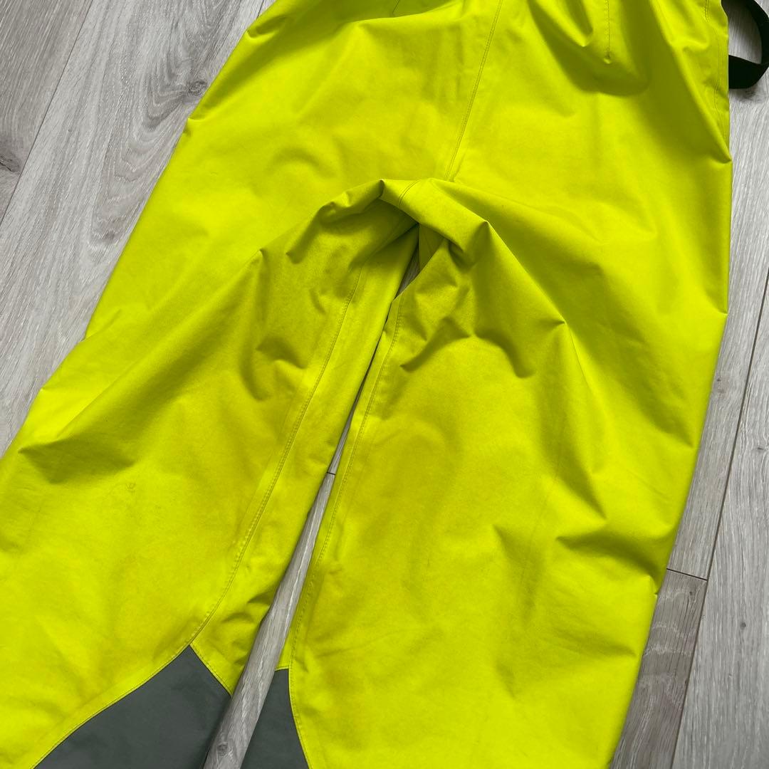 モンベル　スキーウェア上下　140