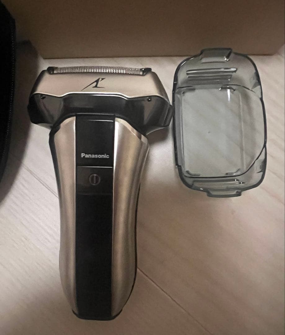 パナソニック ラムダッシュ ５枚刃 ES-CV70 シルバー