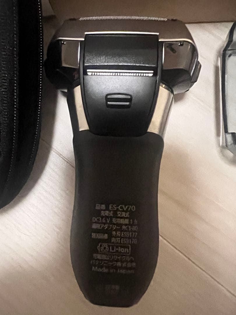 パナソニック ラムダッシュ ５枚刃 ES-CV70 シルバー