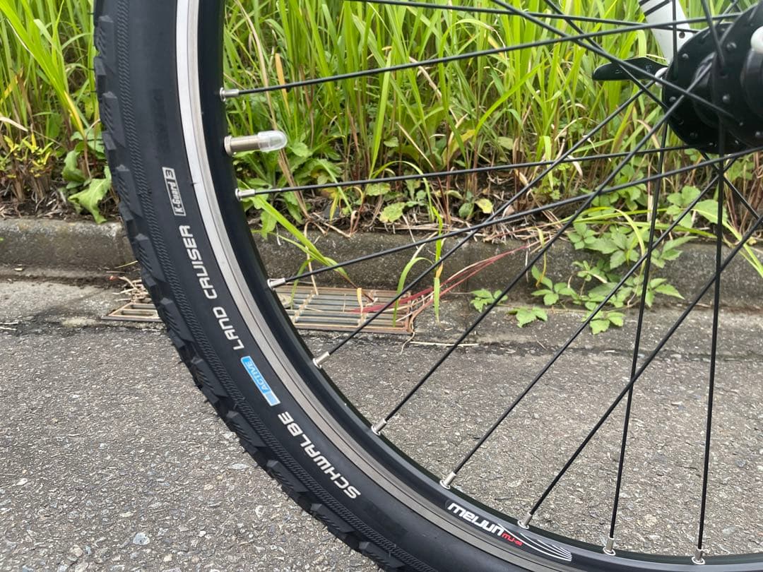 送料高いので引き取り推奨　BRUNOスキッパー26 ブラック/ホワイト26インチ