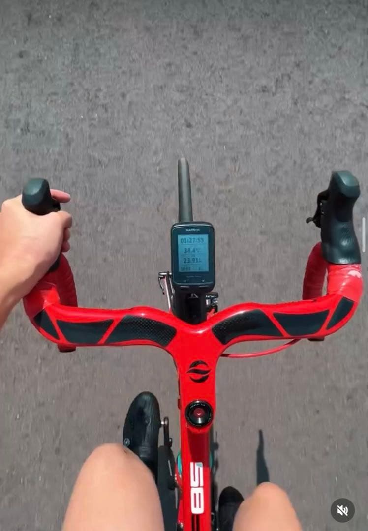 【フルカスタム】FELT F85ロードバイク　レーシングゼロ　アルテグラ