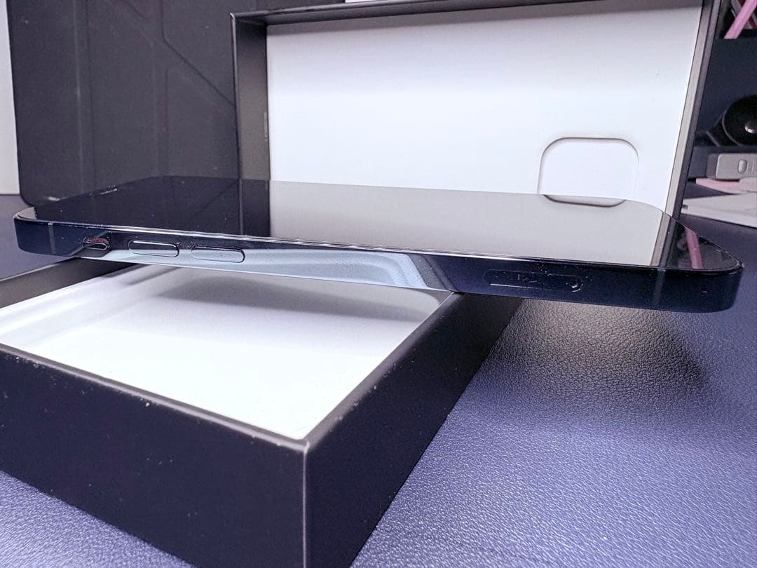 バッテリー85%iPhone 12 Pro パシフィックブルー128MB