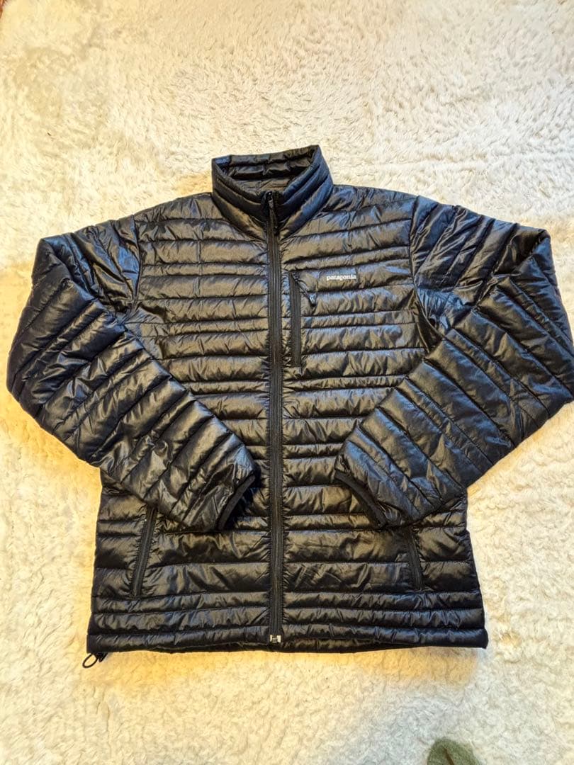 patagonia ダウンジャケット 黒