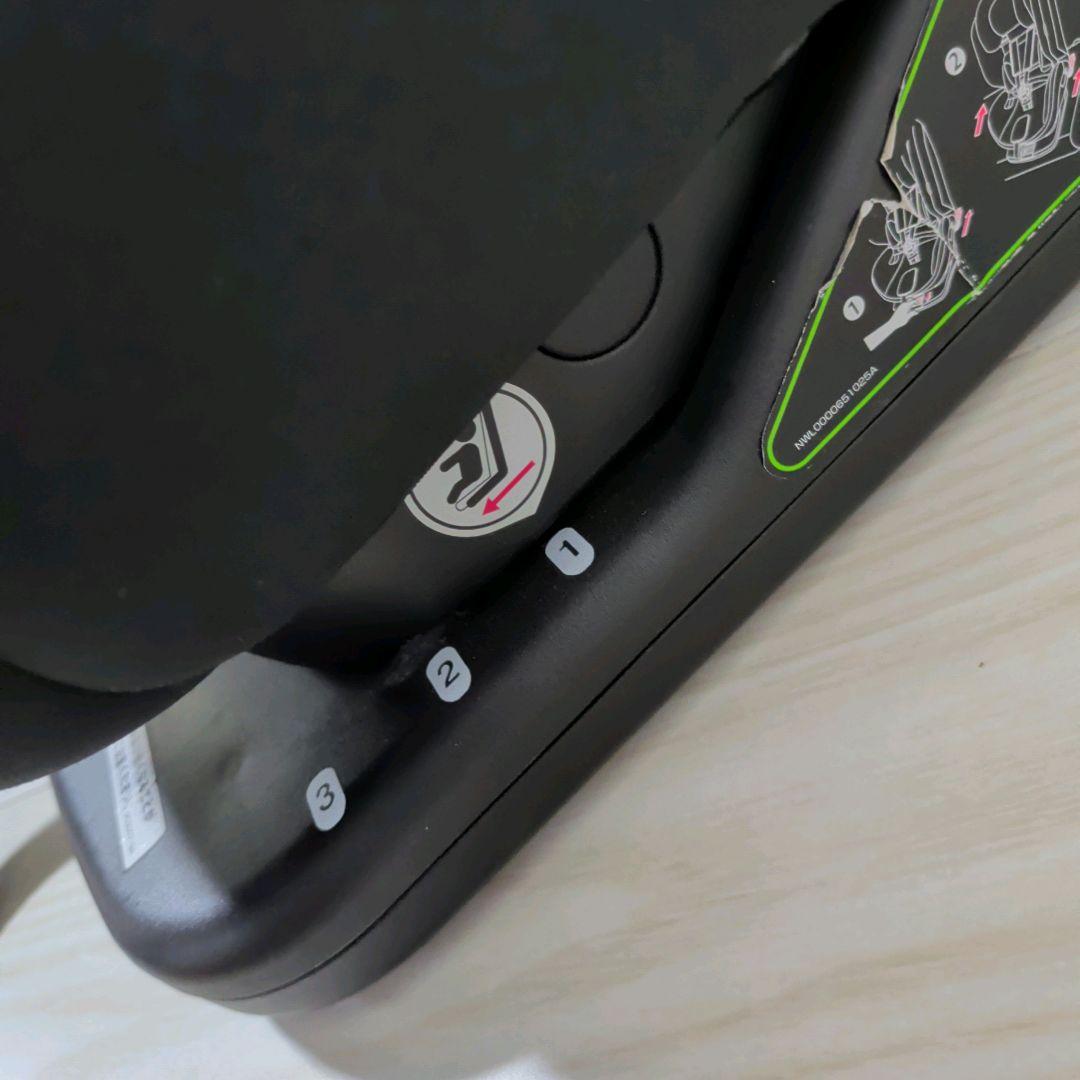 【美品】　Aprica アップリカForm Fit フォームフィットISOFIX