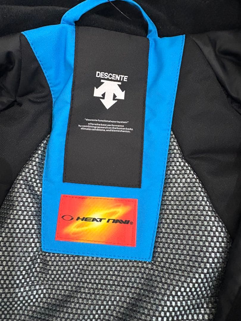 美品　Descent Move Sports デサントムーヴスポーツ ウエア　L