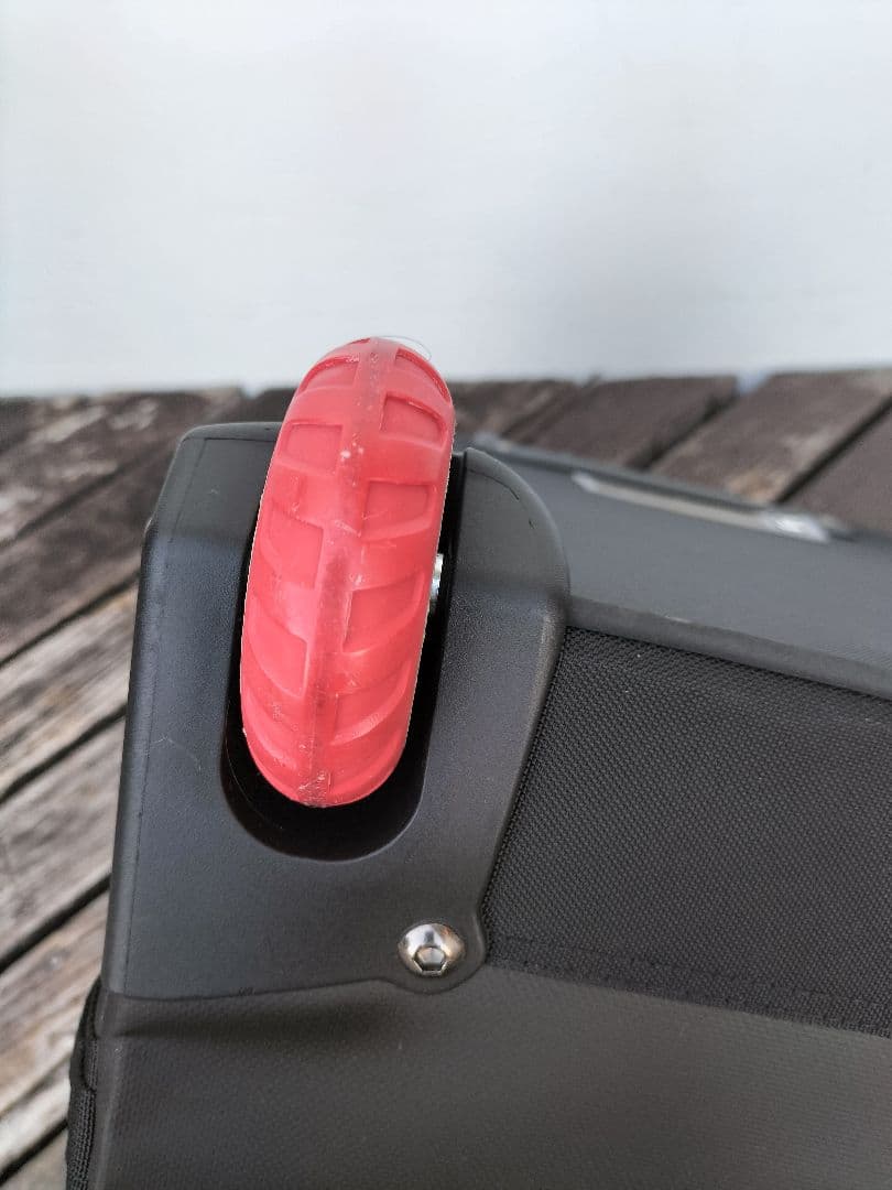 新品未使用品　ノースフェイス　 ローリングサンダーS 32L　機内持ち込みOK