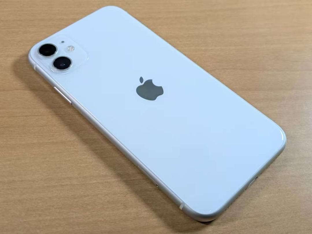 スマートフォン本体 010700F iPhone 11 A2221 64GB