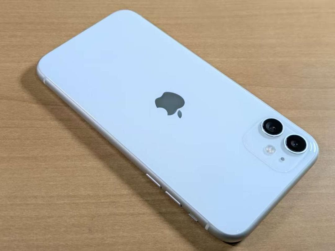 スマートフォン本体 010700F iPhone 11 A2221 64GB