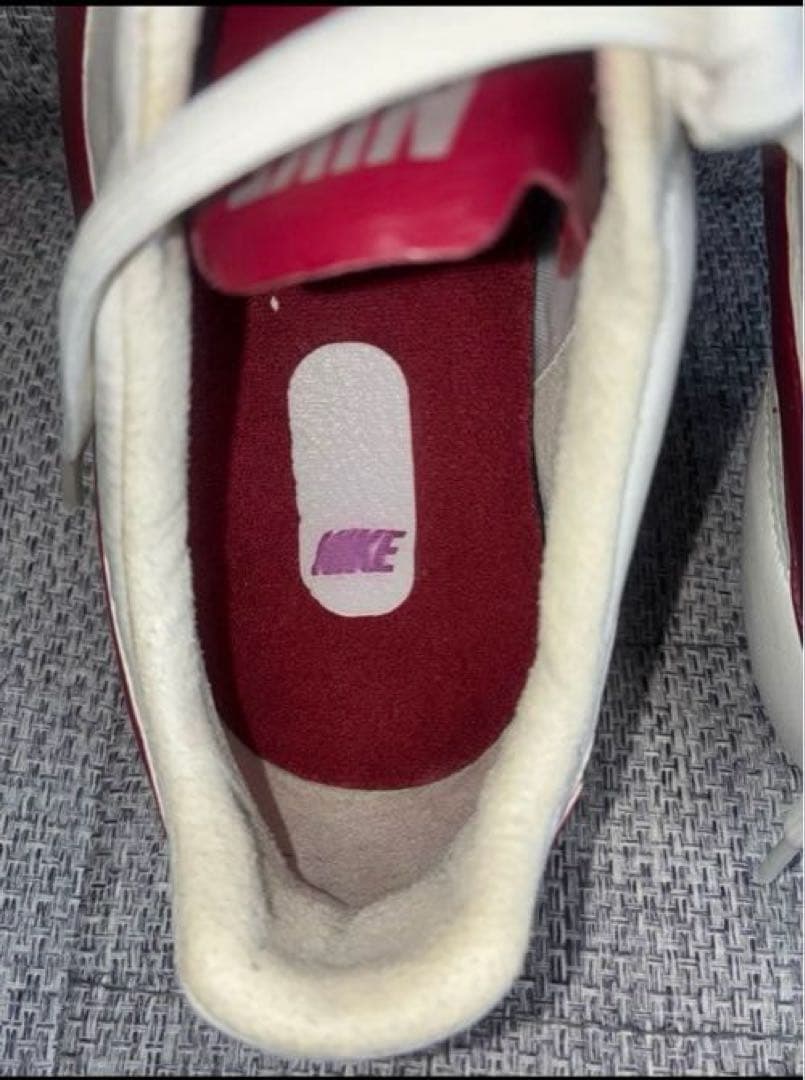 完売品 27㎝ 初代Nike premierサッカーシューズ ホワイト/レッド