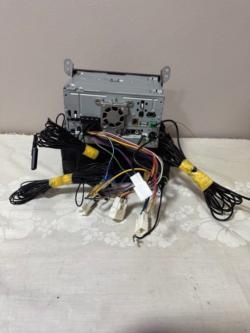 カーナビ CARROZZERIA AVIC-RW710 Bluetooth DVD