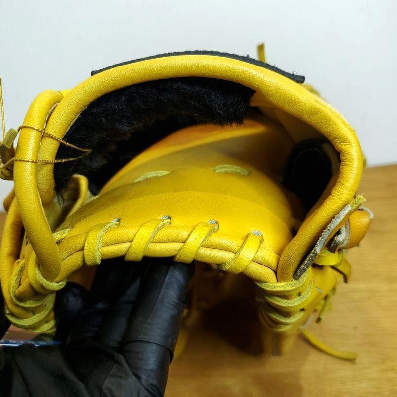 ウイルソン Wilson 木佐貫洋 直筆サイン入り 未使用品 軟式グローブ