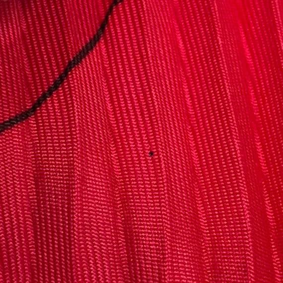 エルメス　HERMES カレ プリーツスカーフ レッド　ブラック