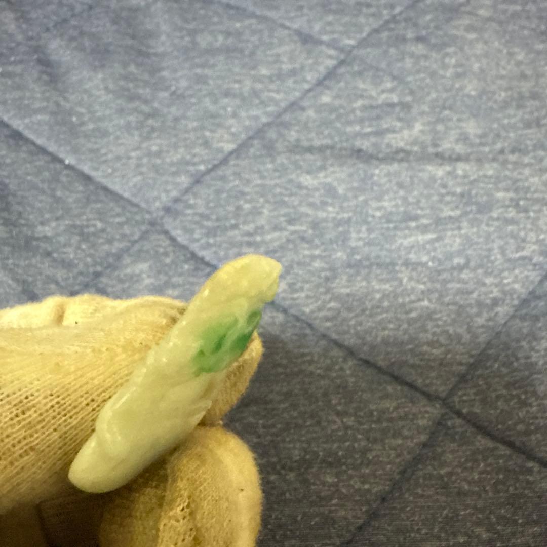 翡翠雕刻 ペタント時代物