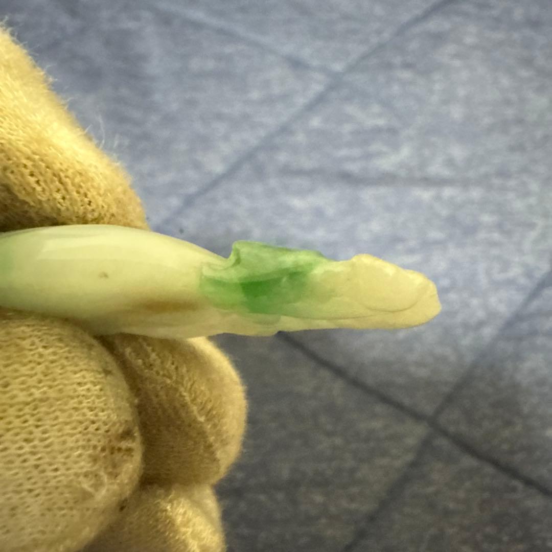 翡翠雕刻 ペタント時代物