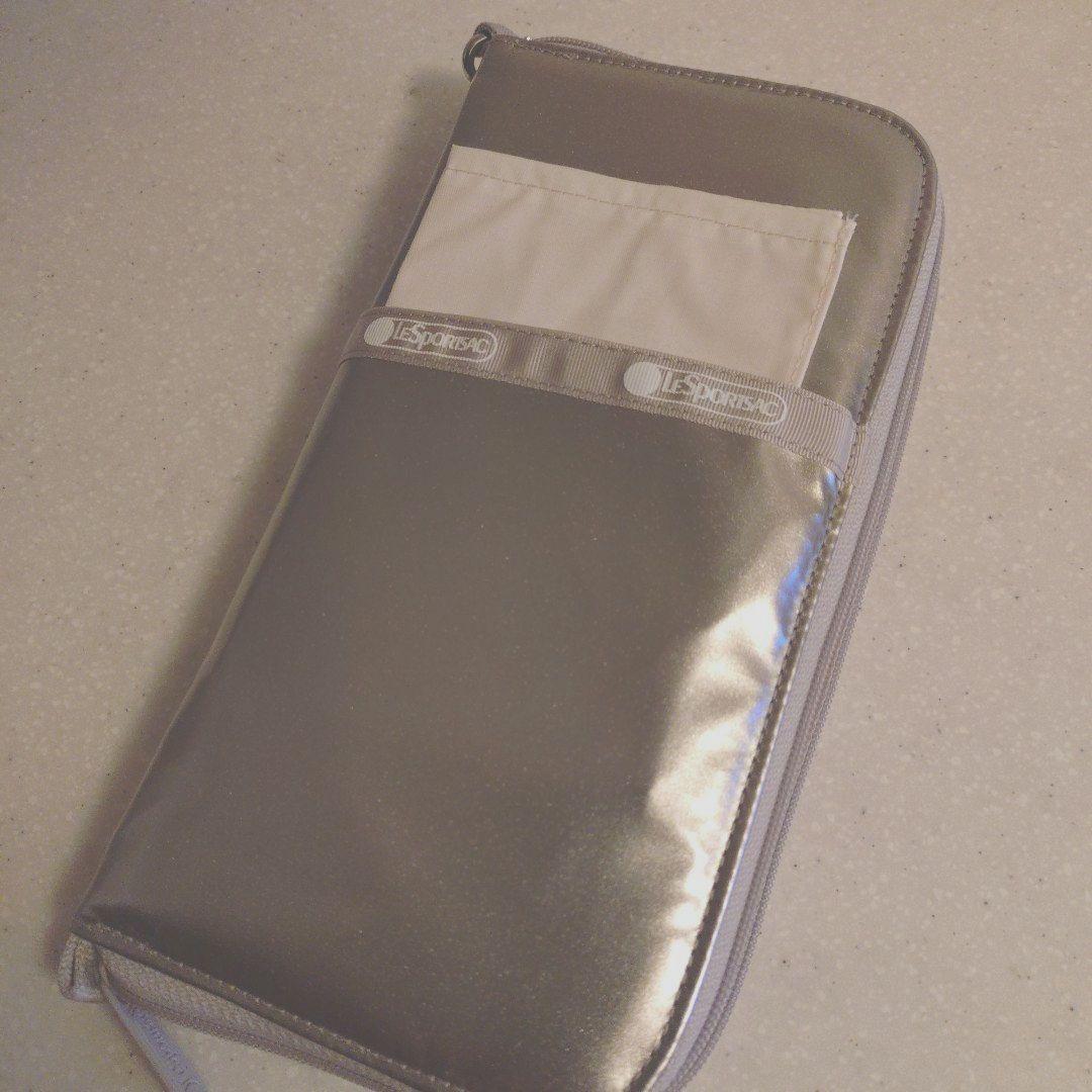 ひとりっぷ(R)×LeSportsac MASTER TRAVEL WALLET - メルカリ