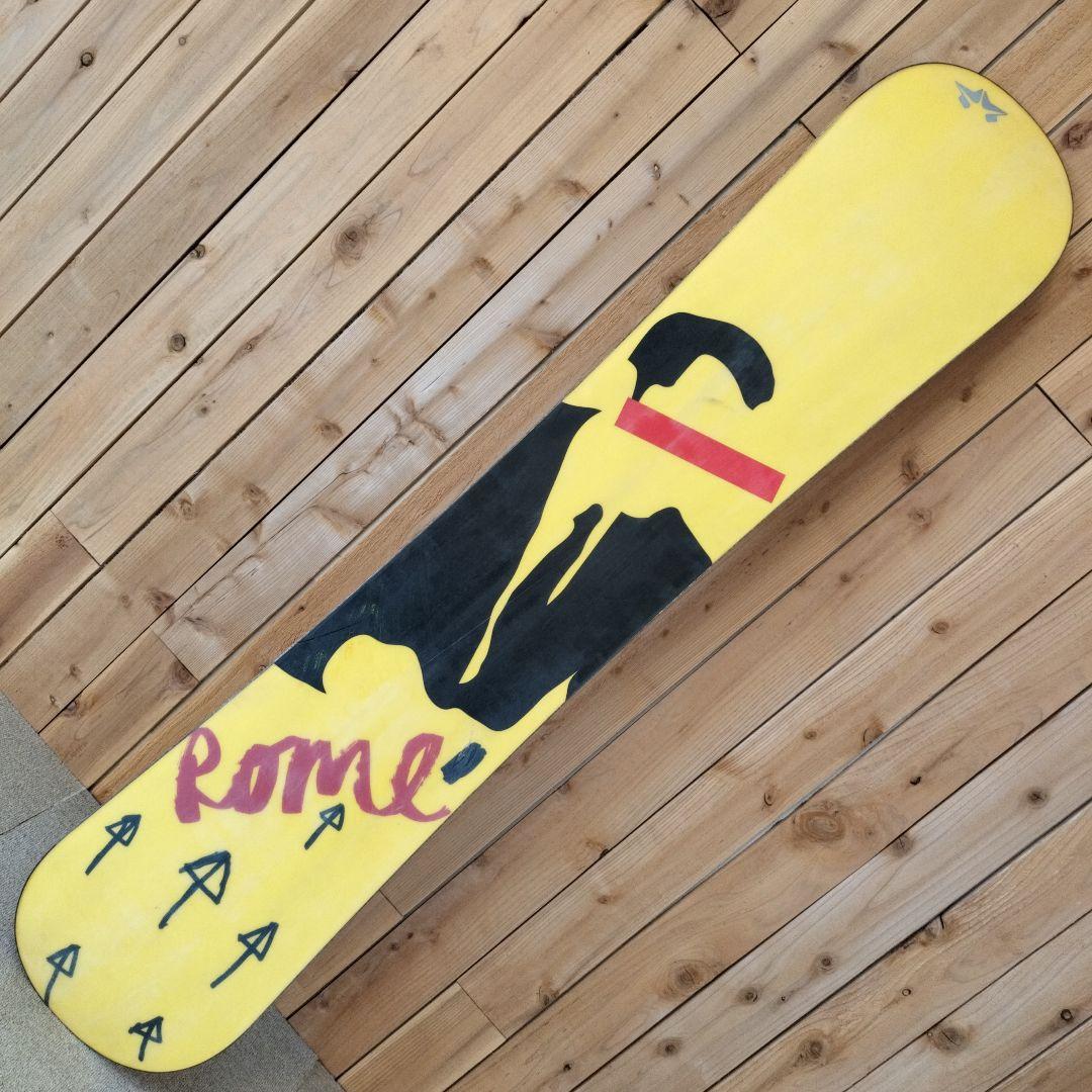 Agentの初代・ スノーボードの復刻版です 誰も知らない