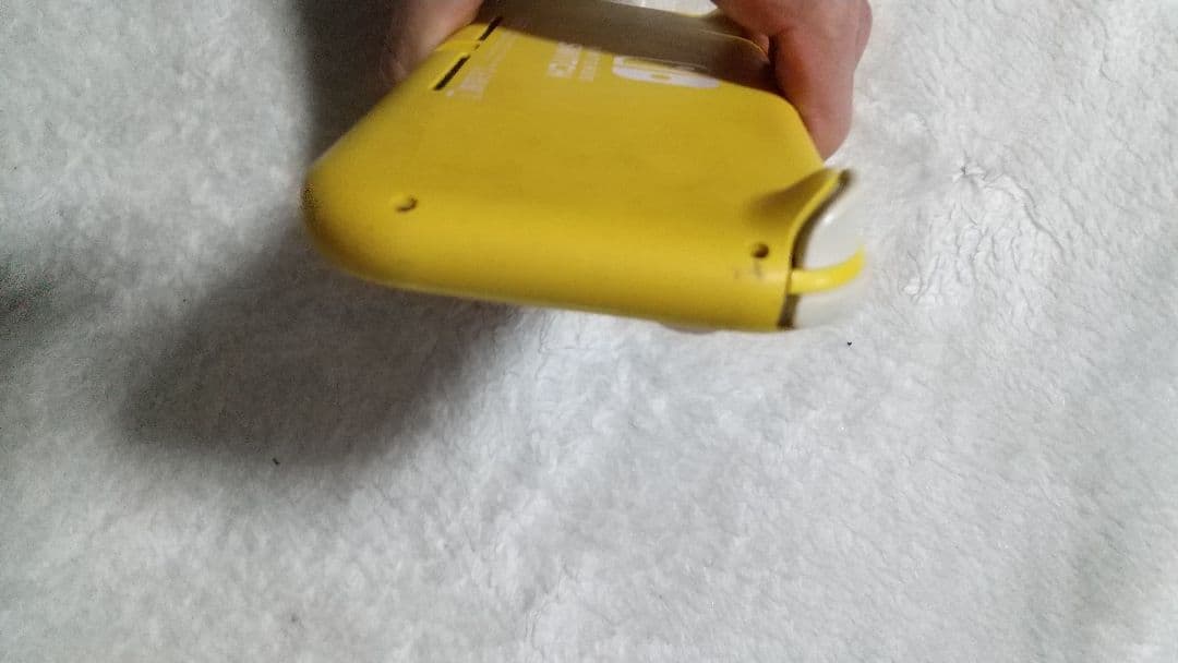 Nintendo Switch Lite イエロー 本体 動作品 液晶キズなし