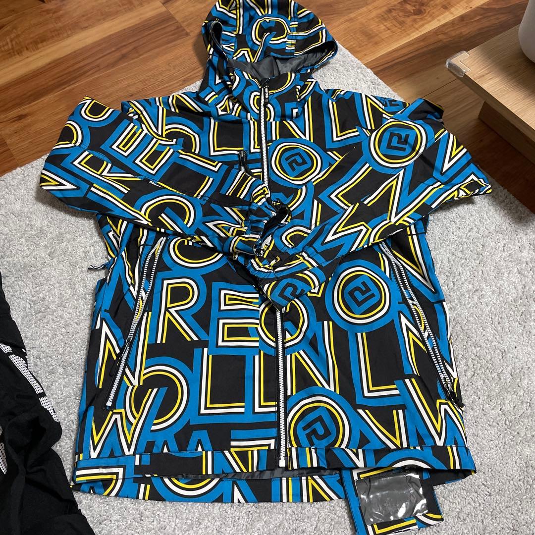 スノーボードウェアセット（ジャケット＆パンツ）