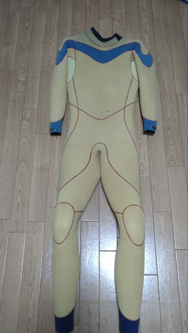 ウェットスーツ ５×３ セミドライ
