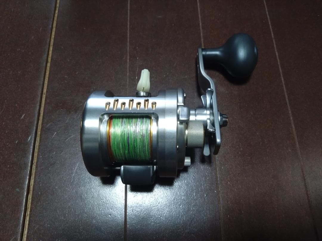 リール SHIMANO CALCUTTA CONQUEST 300 Type J HG