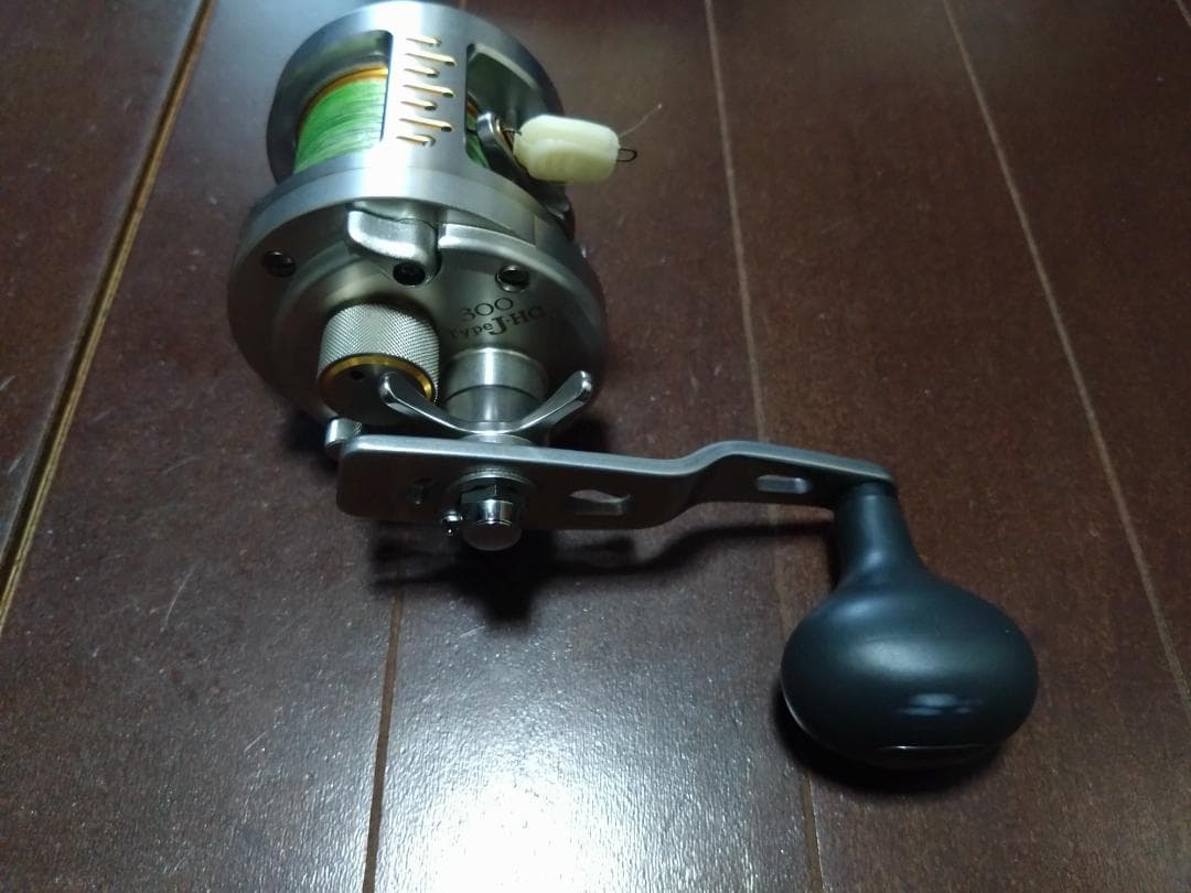 リール SHIMANO CALCUTTA CONQUEST 300 Type J HG