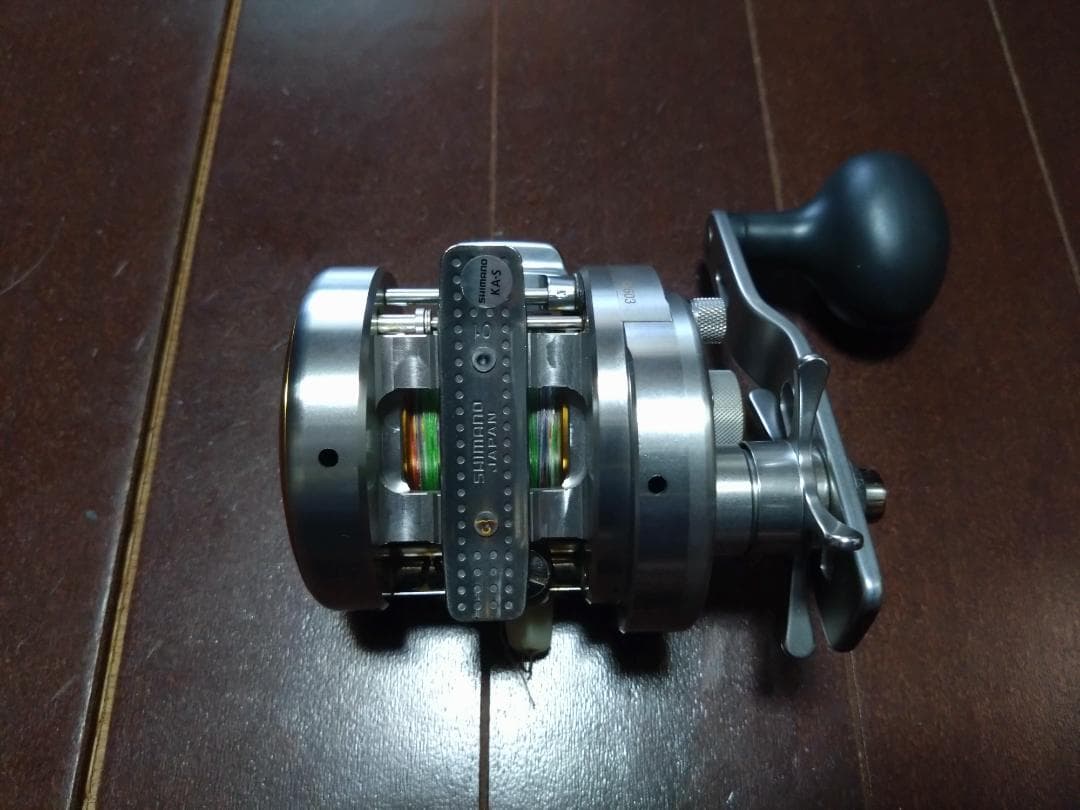 リール SHIMANO CALCUTTA CONQUEST 300 Type J HG