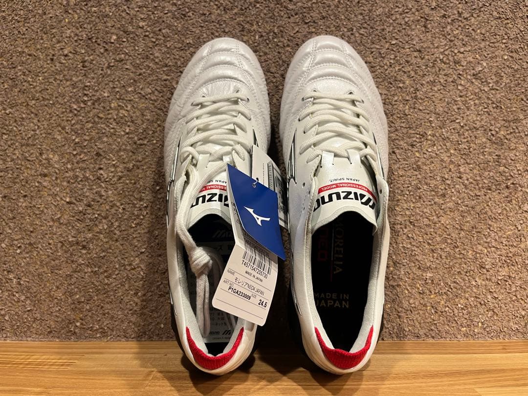 【新品、未使用】ミズノ　スパイク　モレリアNEO 4 JAPAN 24.5cm