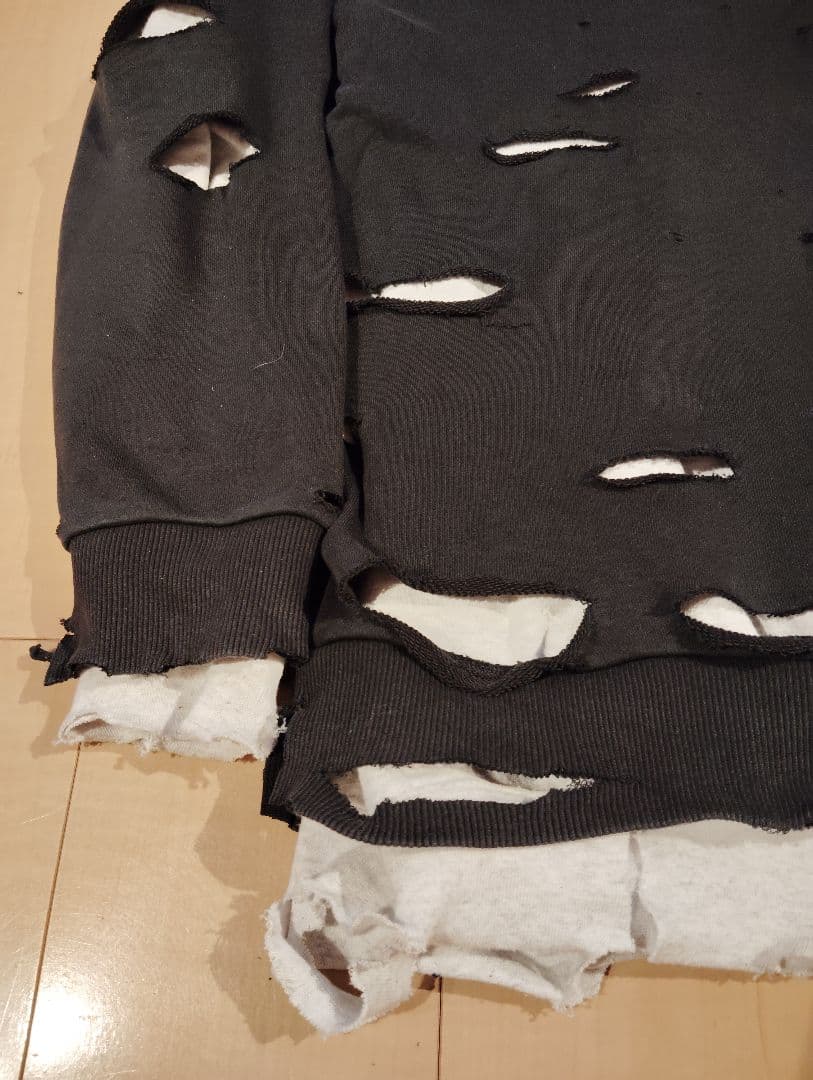 Reebok ダメージスウェット L ブラック 松村北斗常田大希 - メルカリ