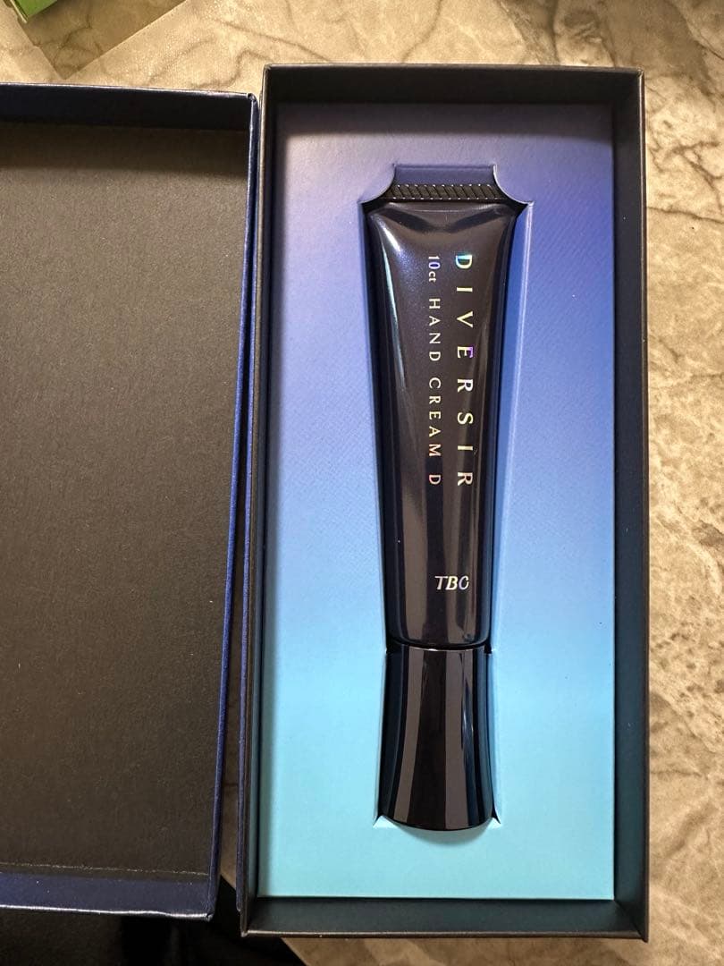 DIVERSIR 10ct ハンドクリーム　保湿クリーム